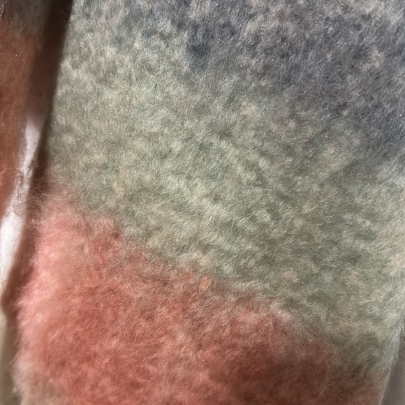 Lauren Conrad Scarf/Wrap-Multi Color Stripe-Twisted Fringe-Acrylic-EUC - Picture 3 of 16